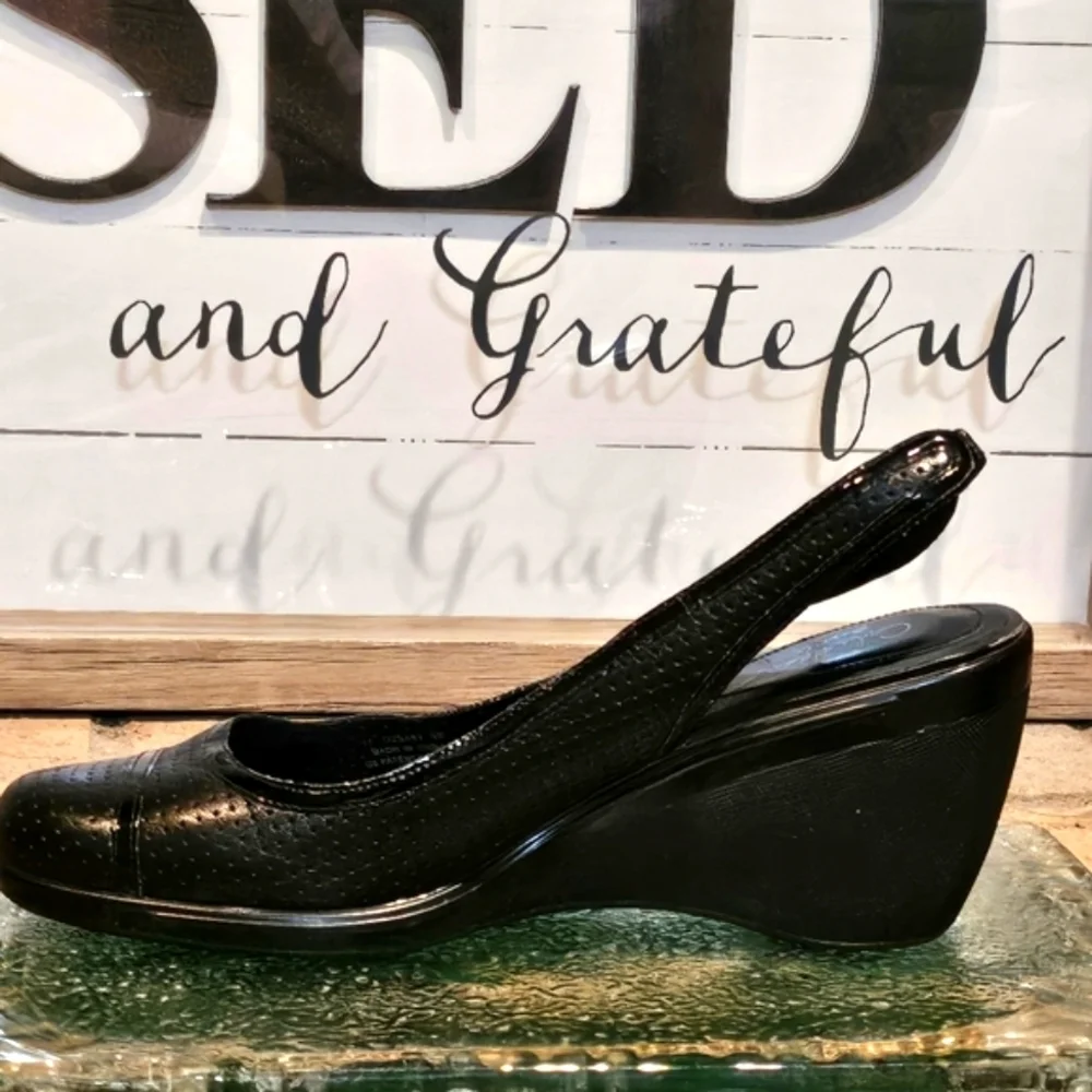 Cole Haan Slingback Pumps Wedge Heel Nike Air Black Sz 9